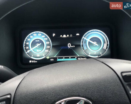 Красный Хендай Kona Electric, объемом двигателя 0 л и пробегом 104 тыс. км за 18200 $, фото 43 на Automoto.ua