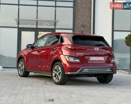 Красный Хендай Kona Electric, объемом двигателя 0 л и пробегом 41 тыс. км за 20000 $, фото 6 на Automoto.ua