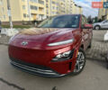 Красный Хендай Kona Electric, объемом двигателя 0 л и пробегом 100 тыс. км за 17200 $, фото 1 на Automoto.ua