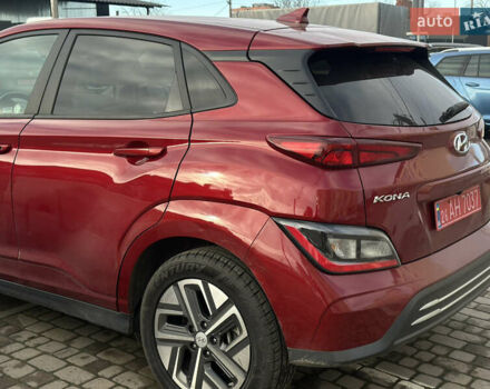 Красный Хендай Kona Electric, объемом двигателя 0 л и пробегом 100 тыс. км за 17200 $, фото 19 на Automoto.ua