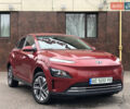 Красный Хендай Kona Electric, объемом двигателя 0 л и пробегом 104 тыс. км за 18200 $, фото 2 на Automoto.ua