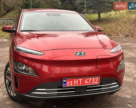 Красный Хендай Kona Electric, объемом двигателя 0 л и пробегом 87 тыс. км за 18500 $, фото 30 на Automoto.ua