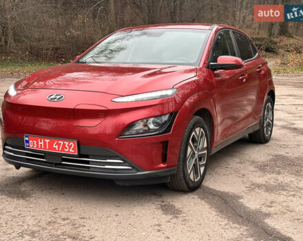 Красный Хендай Kona Electric, объемом двигателя 0 л и пробегом 87 тыс. км за 18500 $, фото 1 на Automoto.ua