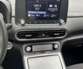 Красный Хендай Kona Electric, объемом двигателя 0 л и пробегом 87 тыс. км за 18500 $, фото 18 на Automoto.ua