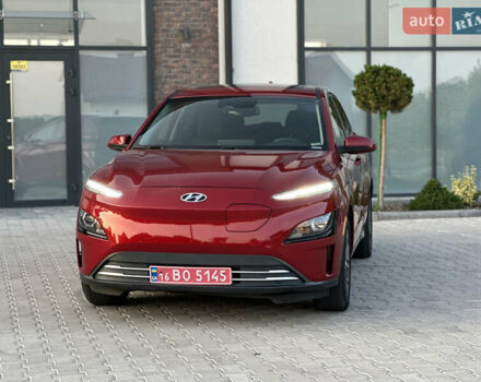 Красный Хендай Kona Electric, объемом двигателя 0 л и пробегом 41 тыс. км за 20000 $, фото 4 на Automoto.ua