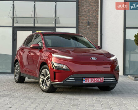Красный Хендай Kona Electric, объемом двигателя 0 л и пробегом 41 тыс. км за 20000 $, фото 1 на Automoto.ua