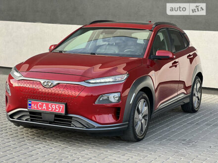 Красный Хендай Kona Electric, объемом двигателя 0 л и пробегом 85 тыс. км за 18975 $, фото 1 на Automoto.ua