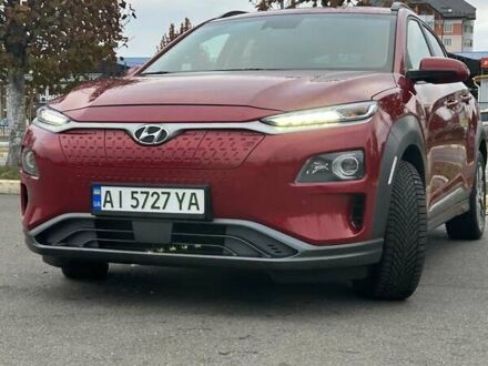 Хендай Kona Electric 2019 в Киеве на Automoto.ua Красный Хендай Kona Electric, объемом двигателя 0 л и пробегом 105 тыс. км за 17700 $, фото 1 на Automoto.ua