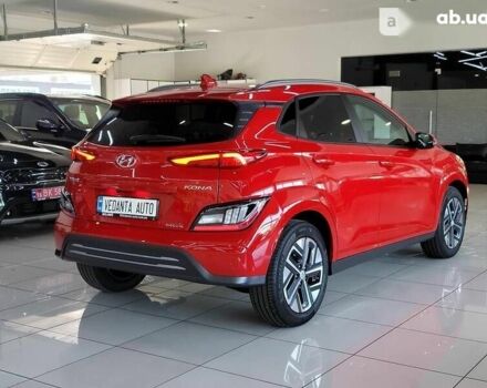 Хендай Kona Electric, объемом двигателя 0 л и пробегом 2 тыс. км за 39900 $, фото 3 на Automoto.ua