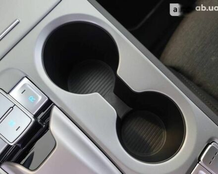 Хендай Kona Electric, объемом двигателя 0 л и пробегом 2 тыс. км за 35300 $, фото 27 на Automoto.ua