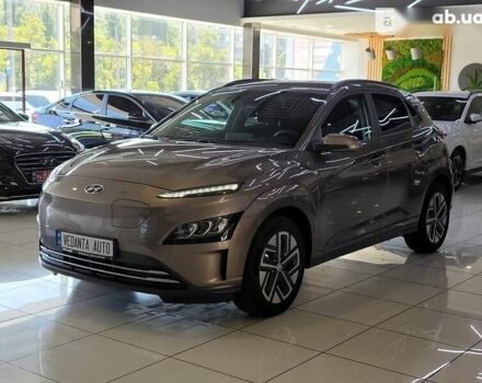 Хендай Kona Electric, объемом двигателя 0 л и пробегом 2 тыс. км за 35300 $, фото 2 на Automoto.ua