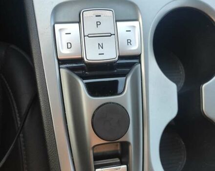 Хендай Kona Electric, объемом двигателя 0 л и пробегом 184 тыс. км за 17500 $, фото 3 на Automoto.ua