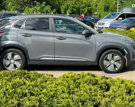 Хендай Kona Electric, объемом двигателя 0 л и пробегом 119 тыс. км за 16990 $, фото 7 на Automoto.ua