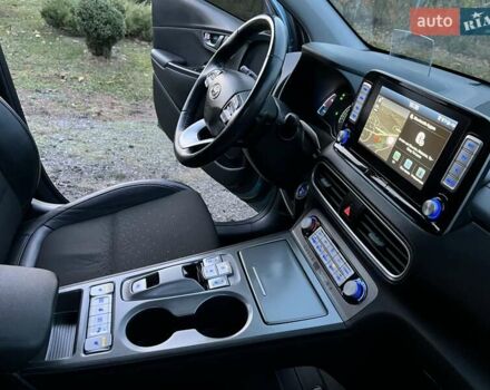 Хендай Kona Electric, объемом двигателя 0 л и пробегом 92 тыс. км за 18900 $, фото 70 на Automoto.ua