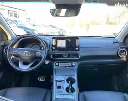 Хендай Kona Electric, объемом двигателя 0 л и пробегом 109 тыс. км за 16900 $, фото 2 на Automoto.ua