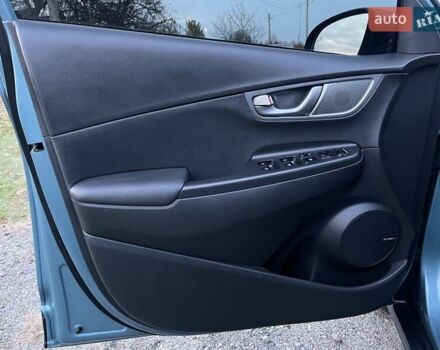 Хендай Kona Electric, объемом двигателя 0 л и пробегом 92 тыс. км за 18900 $, фото 33 на Automoto.ua