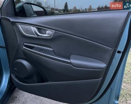 Хендай Kona Electric, объемом двигателя 0 л и пробегом 92 тыс. км за 18900 $, фото 64 на Automoto.ua