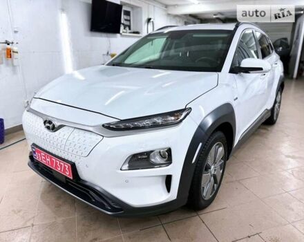 Хендай Kona Electric, объемом двигателя 0 л и пробегом 141 тыс. км за 17200 $, фото 5 на Automoto.ua