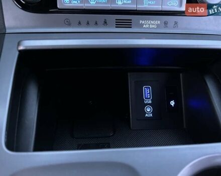 Хендай Kona Electric, объемом двигателя 0 л и пробегом 92 тыс. км за 18900 $, фото 47 на Automoto.ua