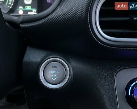 Хендай Kona Electric, объемом двигателя 0 л и пробегом 92 тыс. км за 18900 $, фото 43 на Automoto.ua
