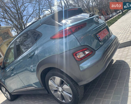 Хендай Kona Electric, объемом двигателя 0 л и пробегом 115 тыс. км за 16650 $, фото 6 на Automoto.ua