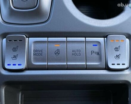 Хендай Kona Electric, объемом двигателя 0 л и пробегом 69 тыс. км за 20400 $, фото 4 на Automoto.ua