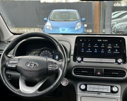 Хендай Kona Electric, объемом двигателя 0 л и пробегом 167 тыс. км за 17700 $, фото 24 на Automoto.ua