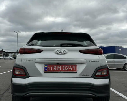 Хендай Kona Electric, объемом двигателя 0 л и пробегом 112 тыс. км за 17200 $, фото 10 на Automoto.ua