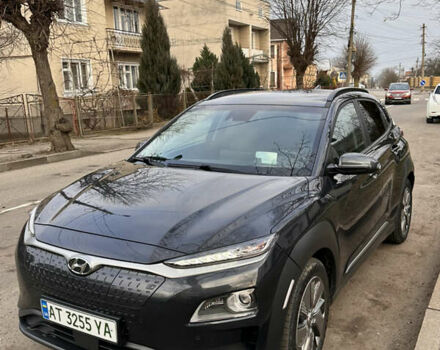 Хендай Kona Electric, объемом двигателя 0 л и пробегом 118 тыс. км за 18900 $, фото 2 на Automoto.ua