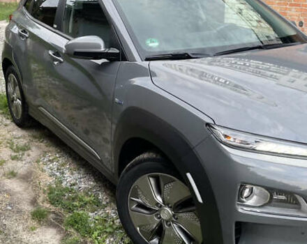 Хендай Kona Electric, объемом двигателя 0 л и пробегом 98 тыс. км за 18500 $, фото 1 на Automoto.ua