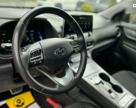 Хендай Kona Electric, объемом двигателя 0 л и пробегом 101 тыс. км за 17690 $, фото 18 на Automoto.ua