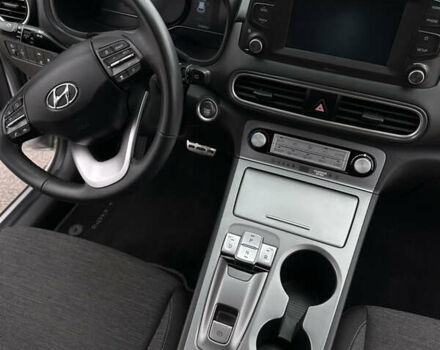 Хендай Kona Electric, объемом двигателя 0 л и пробегом 112 тыс. км за 17200 $, фото 20 на Automoto.ua