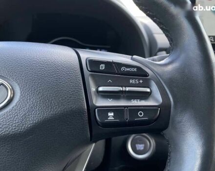 Хендай Kona Electric, объемом двигателя 0 л и пробегом 93 тыс. км за 19800 $, фото 4 на Automoto.ua