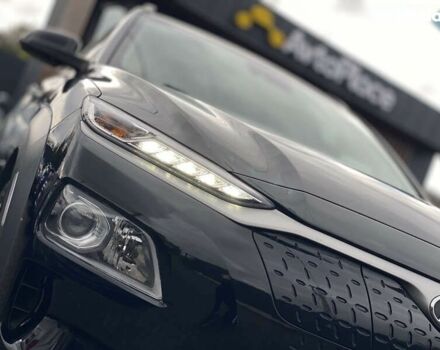 Хендай Kona Electric, объемом двигателя 0 л и пробегом 123 тыс. км за 18900 $, фото 6 на Automoto.ua