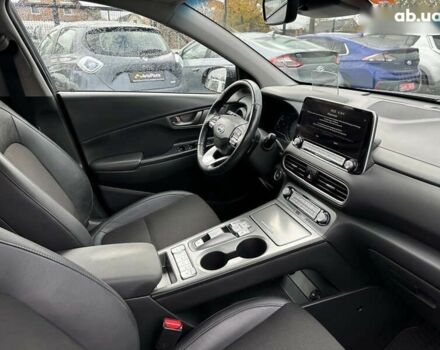 Хендай Kona Electric, объемом двигателя 0 л и пробегом 167 тыс. км за 17700 $, фото 28 на Automoto.ua