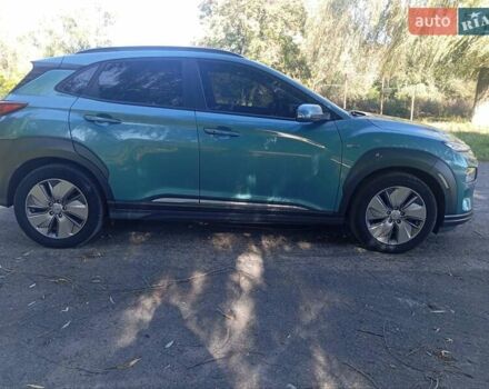Хендай Kona Electric, объемом двигателя 0 л и пробегом 105 тыс. км за 16999 $, фото 16 на Automoto.ua