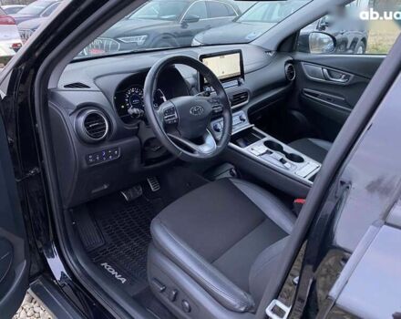 Хендай Kona Electric, объемом двигателя 0 л и пробегом 70 тыс. км за 18200 $, фото 27 на Automoto.ua