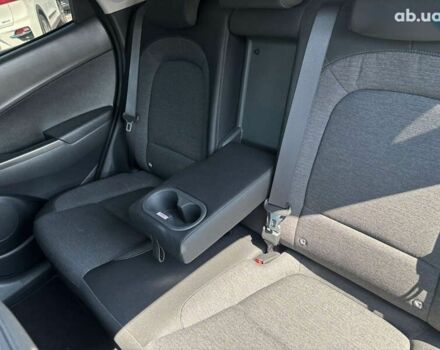 Хендай Kona Electric, объемом двигателя 0 л и пробегом 70 тыс. км за 14600 $, фото 19 на Automoto.ua