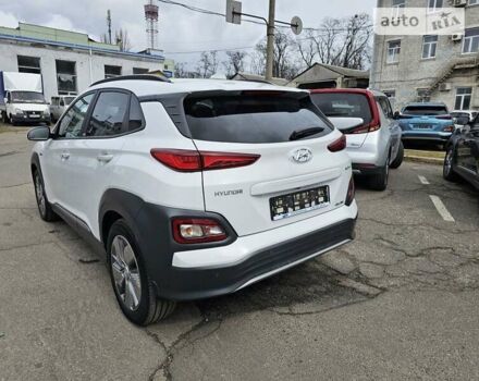 Хендай Kona Electric, об'ємом двигуна 0 л та пробігом 98 тис. км за 16800 $, фото 3 на Automoto.ua