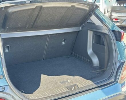 Хендай Kona Electric, объемом двигателя 0 л и пробегом 70 тыс. км за 18500 $, фото 28 на Automoto.ua