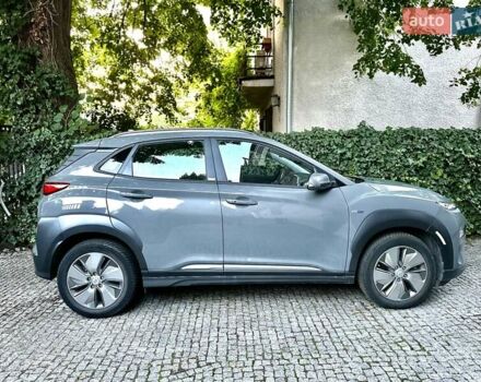 Хендай Kona Electric, объемом двигателя 0 л и пробегом 27 тыс. км за 14100 $, фото 3 на Automoto.ua