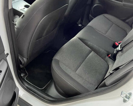 Хендай Kona Electric, объемом двигателя 0 л и пробегом 135 тыс. км за 16900 $, фото 11 на Automoto.ua