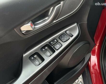 Хендай Kona Electric, объемом двигателя 0 л и пробегом 102 тыс. км за 14600 $, фото 8 на Automoto.ua