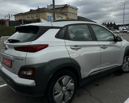 Хендай Kona Electric, объемом двигателя 0 л и пробегом 112 тыс. км за 17200 $, фото 11 на Automoto.ua