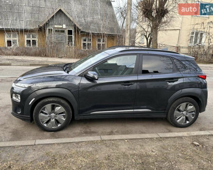 Хендай Kona Electric, объемом двигателя 0 л и пробегом 118 тыс. км за 18900 $, фото 1 на Automoto.ua