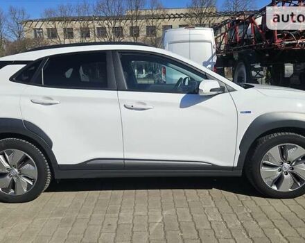 Хендай Kona Electric, об'ємом двигуна 0 л та пробігом 32 тис. км за 21400 $, фото 7 на Automoto.ua