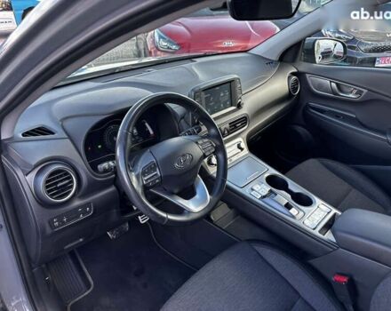 Хендай Kona Electric, объемом двигателя 0 л и пробегом 50 тыс. км за 15400 $, фото 17 на Automoto.ua