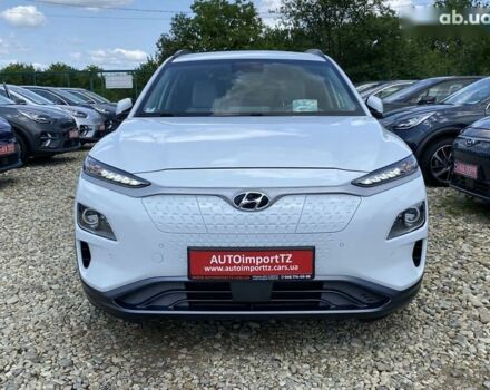 Хендай Kona Electric, объемом двигателя 0 л и пробегом 115 тыс. км за 18700 $, фото 12 на Automoto.ua