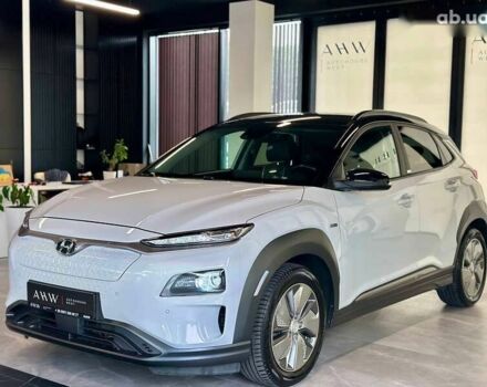 Хендай Kona Electric, объемом двигателя 0 л и пробегом 111 тыс. км за 18300 $, фото 5 на Automoto.ua