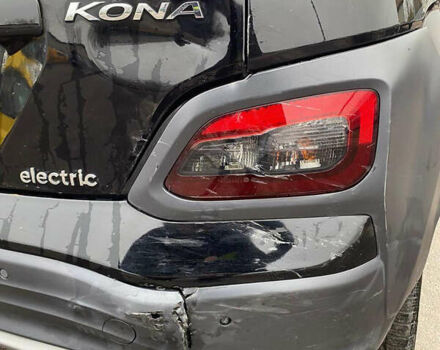 Хендай Kona Electric, объемом двигателя 0 л и пробегом 49 тыс. км за 14600 $, фото 6 на Automoto.ua